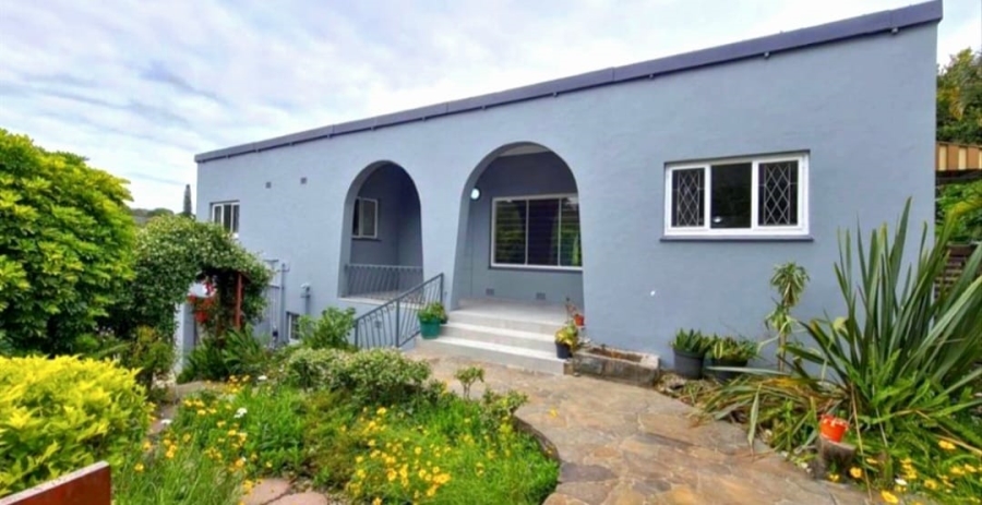 4 Bedroom Property for Sale in Nahoon Valley Park Eastern Cape